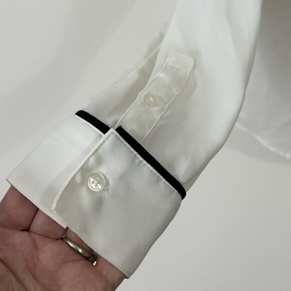 EXPRESS The Portofino Shirt Blouse XS TP Ivory Black Piping V-Neck Button Up Top - Picture 8 of 10